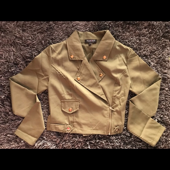 Cropped Army Green Jacket - Picture 3 of 4